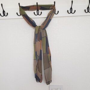 Color-blocked Muted Color scarf
